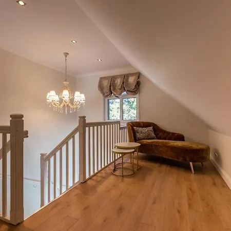 Tiismani Konukevi 3*