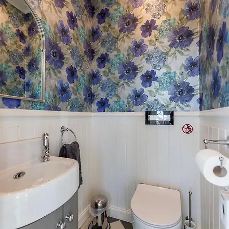 Konukevi Tiismani 3*